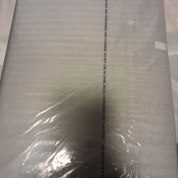 New Coach Ellis Lap Top Sleeve In Black/Gold (Two Zipper Sleeve) NWT - Picture 6 of 10